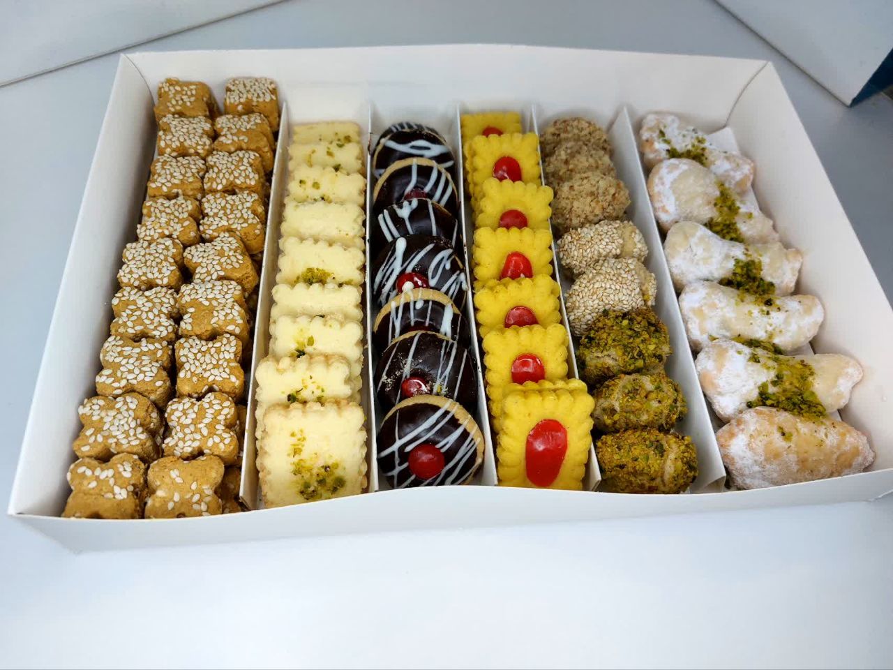شیرینی خشک