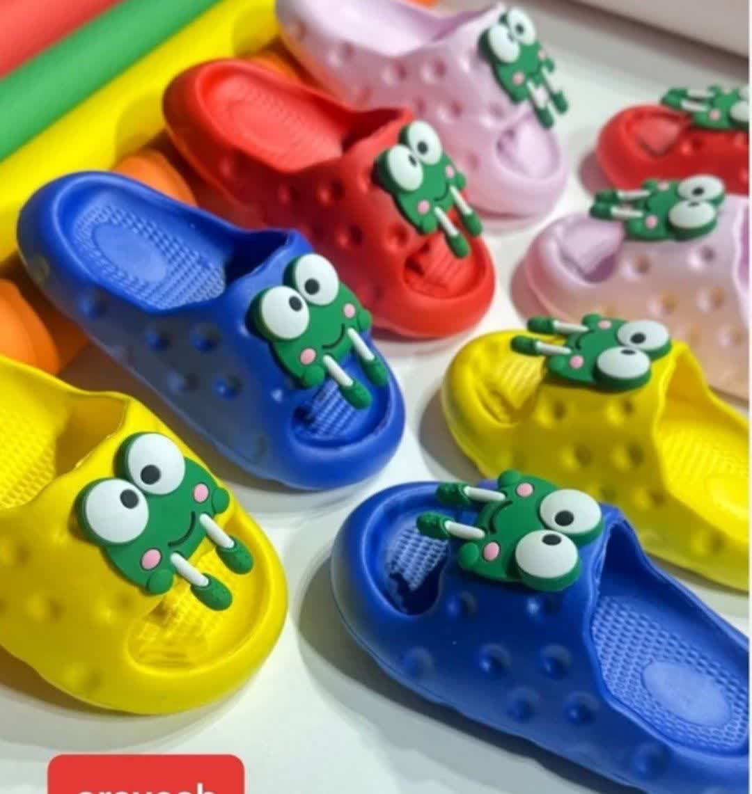 دمپایی بچه گانه مدل قورباغه