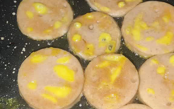 هات داگ پنیری