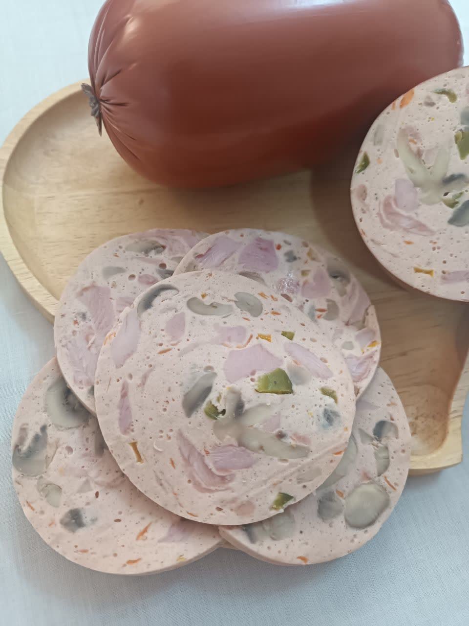 ژامبون مرغ و قارچ